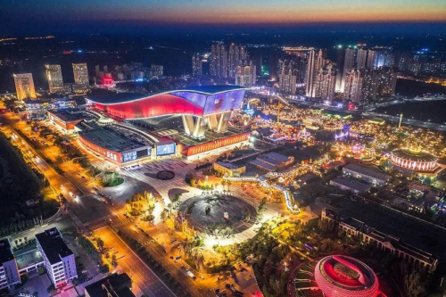 以全球视野协奏黄河发展，中原融创文旅城谱写美好生活新篇