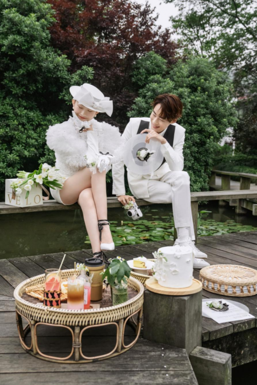 经典或改良，铂爵旅拍新品带来杭州园林的两种打开方式